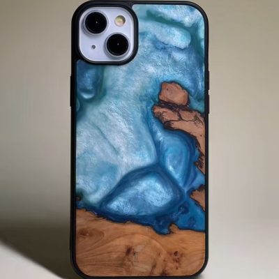 Zen - Resin - Wood phone case: Protection and style