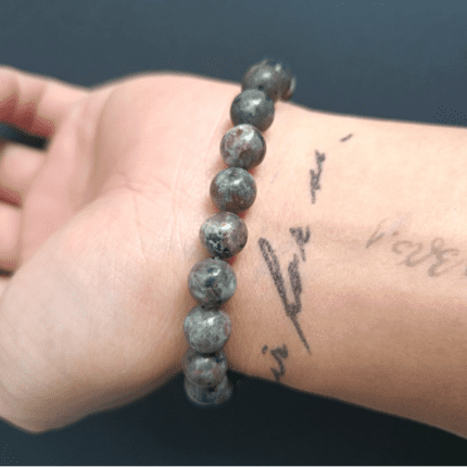 Tibetan Liangyi balance chain