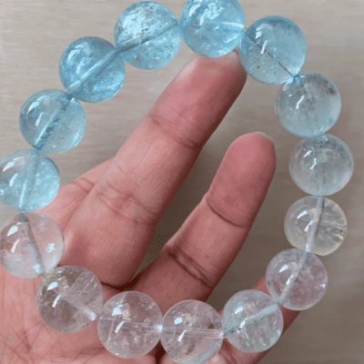 Gradient open crystal bracelet