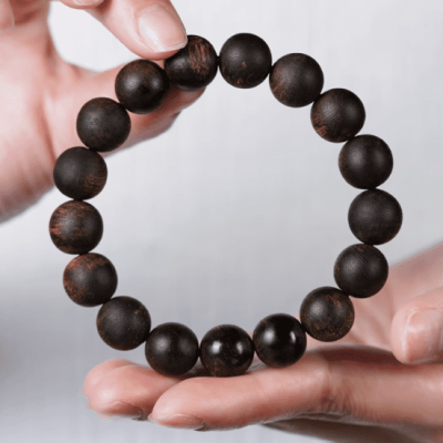 Old material submerged grade bracelet